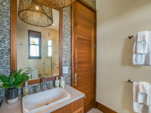Luxury Vacation Rental in Poipu - 4-Bedroom Retreat